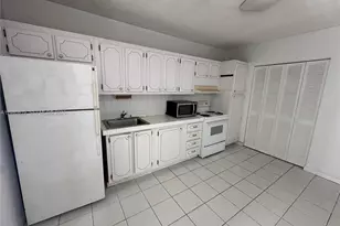 1340 Lincoln Rd, Miami Beach, FL 33139 - Photo 2