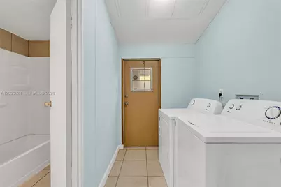 710 NW 217th Way, Pembroke Pines, FL 33029 - Photo 20