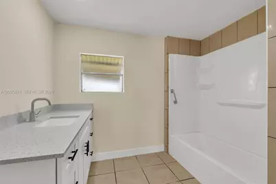 710 NW 217th Way, Pembroke Pines, FL 33029 - Photo 26