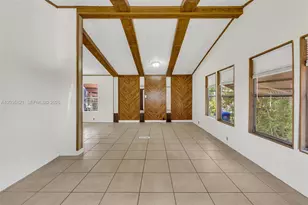 710 NW 217th Way, Pembroke Pines, FL 33029 - Photo 6