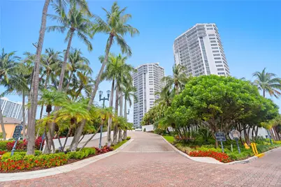3801 NE 207th St #TH6, Aventura, FL 33180 - Photo 50