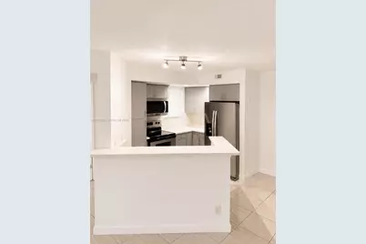 663 Vista Isles Dr #1711, Sunrise, FL 33325 - Photo 4