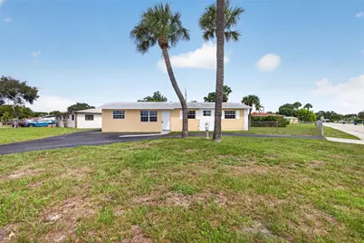 560 W 34th St, Riviera Beach, FL 33404 - Photo 36