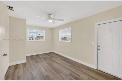 560 W 34th St, Riviera Beach, FL 33404 - Photo 24
