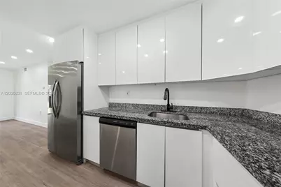 17150 NE 23rd Ave #3, North Miami Beach, FL 33160 - Photo 8