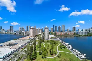 290 174th St, Sunny Isles Beach, FL 33160 - Photo 36