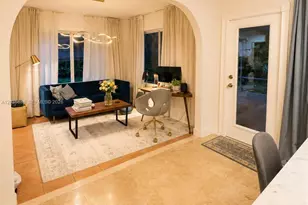 1183 NE 88th St, Miami, FL 33138 - Photo 10