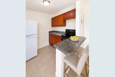 1533 NW 2nd Ave #6, Miami, FL 33136 - Photo 6
