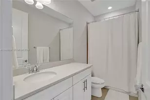 5140 Eucalyptus Dr, Hollywood, FL 33021 - Photo 12