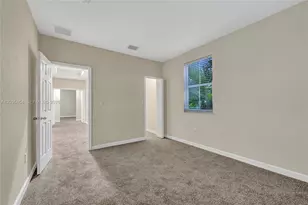 2462 SE 15th Ct, Homestead, FL 33035 - Photo 14