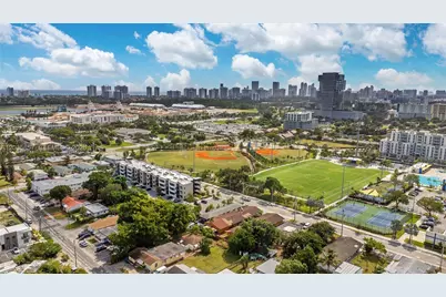129-131 SE 5th St, Hallandale Beach, FL 33009 - Photo 22