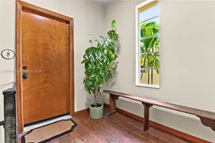 1570 Meridian Ave, Miami Beach, FL 33139 - Photo 2