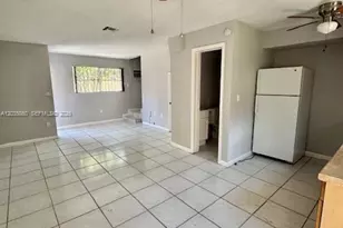927 NW 7th Ct, Miami, FL 33136 - Photo 6