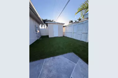 7751 NW 32nd St, Davie, FL 33024 - Photo 20