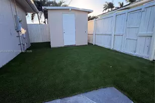 7751 NW 32nd St, Davie, FL 33024 - Photo 20