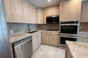 19390 Collins Ave, Sunny Isles Beach, FL 33160 - Photo 6