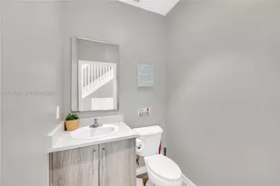171 NW 158th St, Miami, FL 33169 - Photo 12
