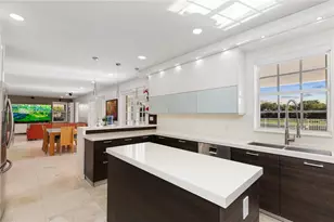 2505 Hunters Run Way, Weston, FL 33327 - Photo 18