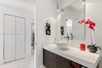 2505 Hunters Run Way, Weston, FL 33327 - Photo 24