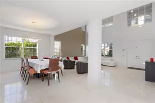 2505 Hunters Run Way, Weston, FL 33327 - Photo 10