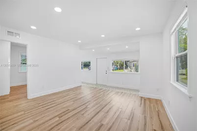 335 NE 12th Ave, Boynton Beach, FL 33435 - Photo 6