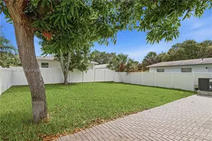 335 NE 12th Ave, Boynton Beach, FL 33435 - Photo 24