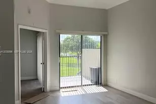 1619 NW 81st Way, Plantation, FL 33322 - Photo 8