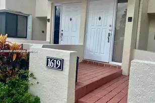 1619 NW 81st Way, Plantation, FL 33322 - Photo 2