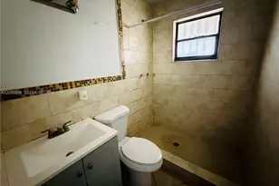 1550 E 10th Ave, Hialeah, FL 33010 - Photo 22