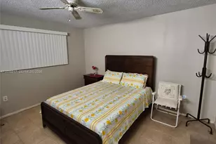8460 Sunrise Lakes Blvd, Sunrise, FL 33322 - Photo 14