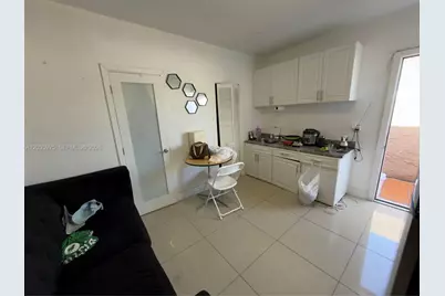 224 E 42nd St, Hialeah, FL 33013 - Photo 70