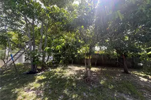 314 SW 79th Way, North Lauderdale, FL 33068 - Photo 10