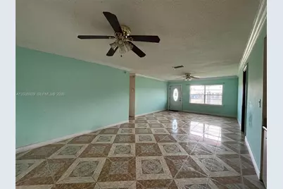 314 SW 79th Way, North Lauderdale, FL 33068 - Photo 4