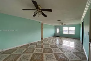 314 SW 79th Way, North Lauderdale, FL 33068 - Photo 4