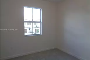 2514 SE 29th St, Homestead, FL 33035 - Photo 10