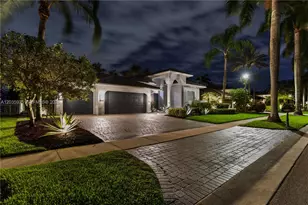 11021 Redhawk St, Plantation, FL 33324 - Photo 48