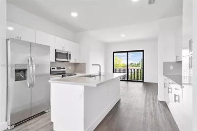 440 E 16th St #436, Hialeah, FL 33010 - Photo 6