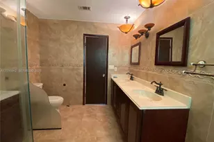 490 Bonaventure Blvd, Weston, FL 33326 - Photo 10