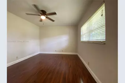 490 Bonaventure Blvd, Weston, FL 33326 - Photo 12
