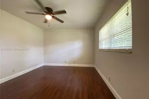490 Bonaventure Blvd, Weston, FL 33326 - Photo 12