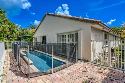 16270 La Costa Dr, Weston, FL 33326 - Photo 18