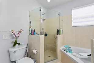 3701 NE 4th St, Homestead, FL 33033 - Photo 14