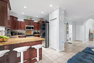 3701 NE 4th St, Homestead, FL 33033 - Photo 8