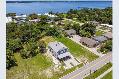 3221 Edgewood, Fort Myers, FL 33916 - Photo 4