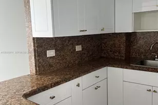 7441 Wayne Ave, Miami Beach, FL 33141 - Photo 10