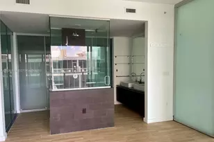 1040 Biscayne Blvd, Miami, FL 33132 - Photo 14