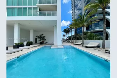1040 Biscayne Blvd #1105, Miami, FL 33132 - Photo 18