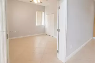 7856 NW 167th Terrace, Miami Lakes, FL 33016 - Photo 4