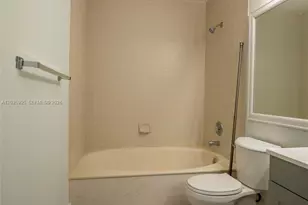 21212 Harbor Way, Aventura, FL 33180 - Photo 54