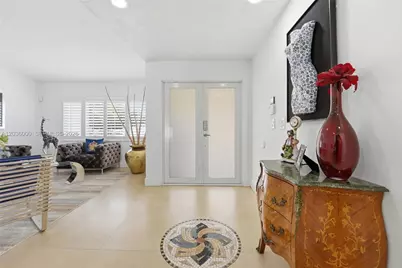 323 NW 136th Pl, Miami, FL 33182 - Photo 12